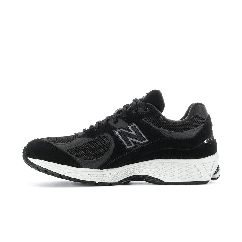 Men's black sneaker with large N logo and textured white midsole
