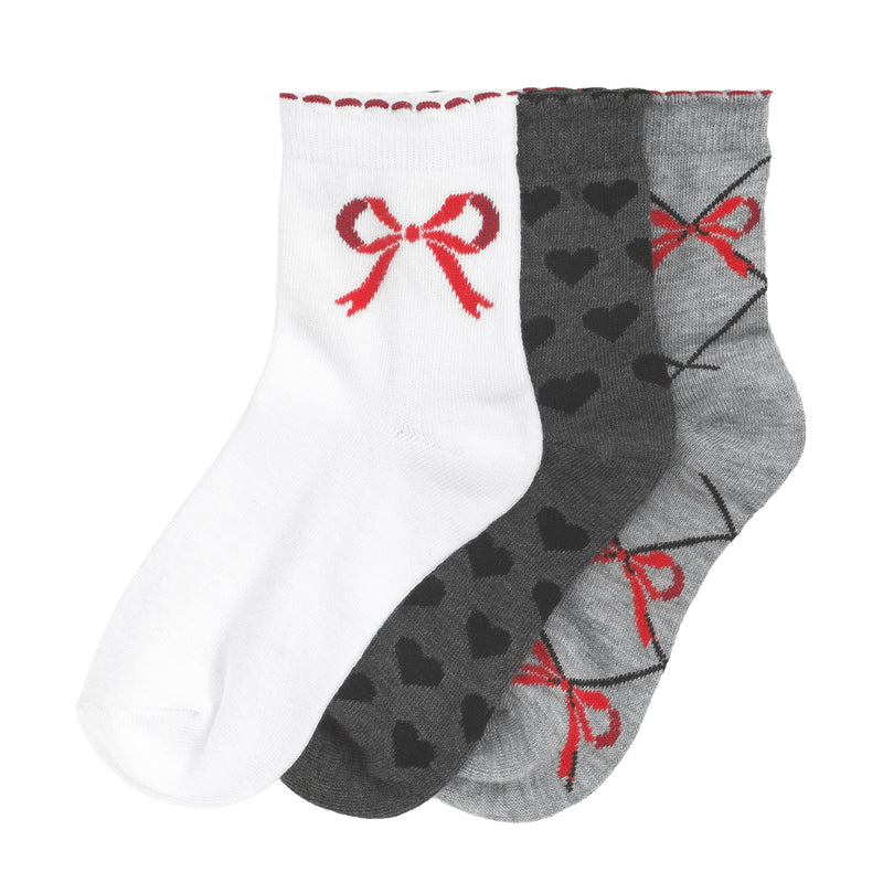3-pack quarter socks in white and gray with red bows and heart pattern