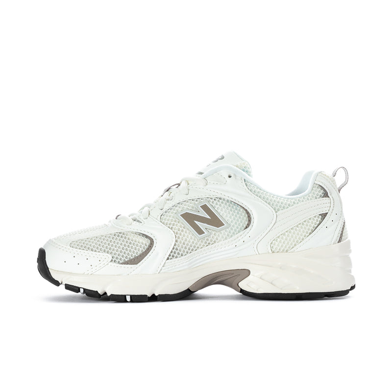 Off-white New Balance 530 wide women's sneakers with textured mesh panels and N emblem