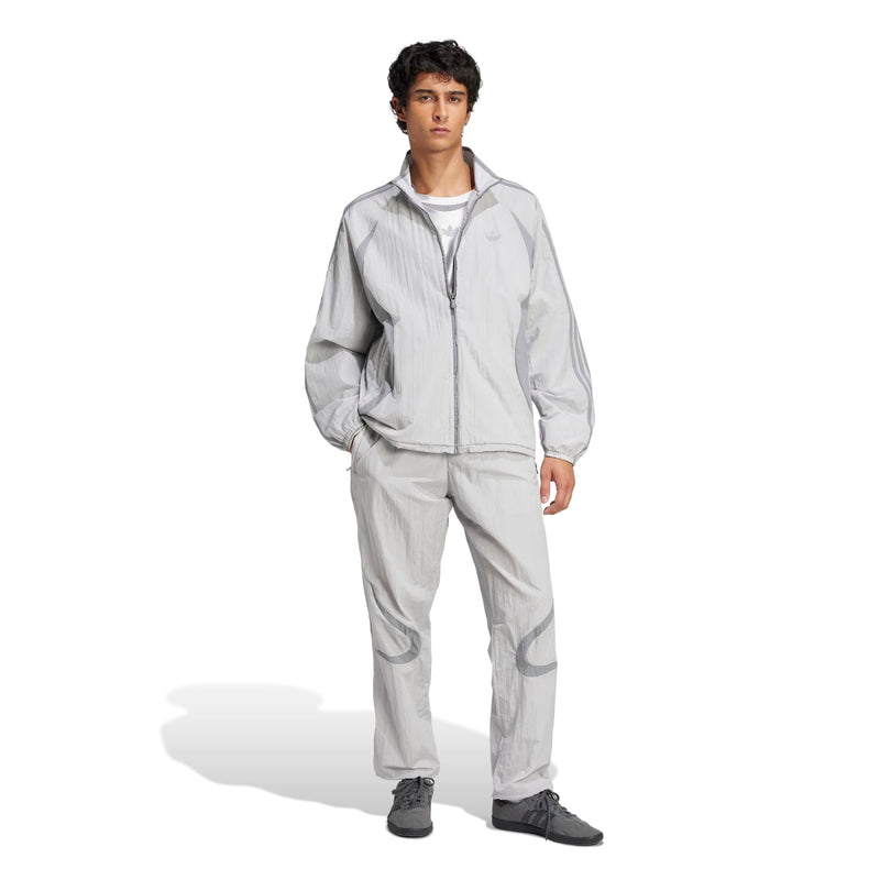 Men's woven track pants, light grey with full-length side stripe and elastic cuffs