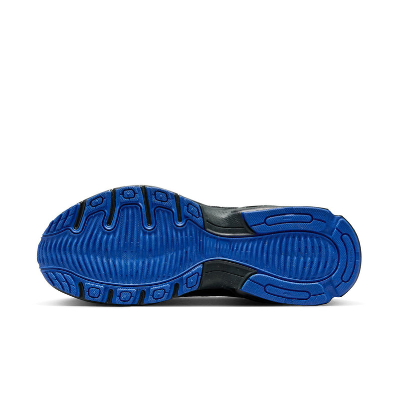 Air Max running sneakers outsole, blue tread with black midsole