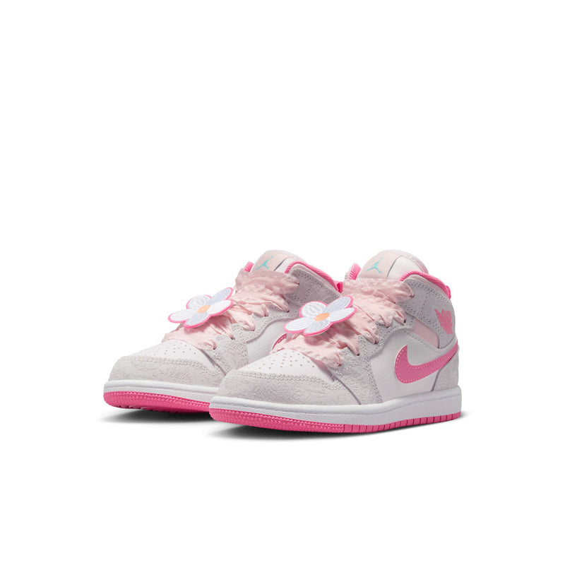 Kids mid-top sneakers, light gray with pink Swoosh and laces, low-profile outsole