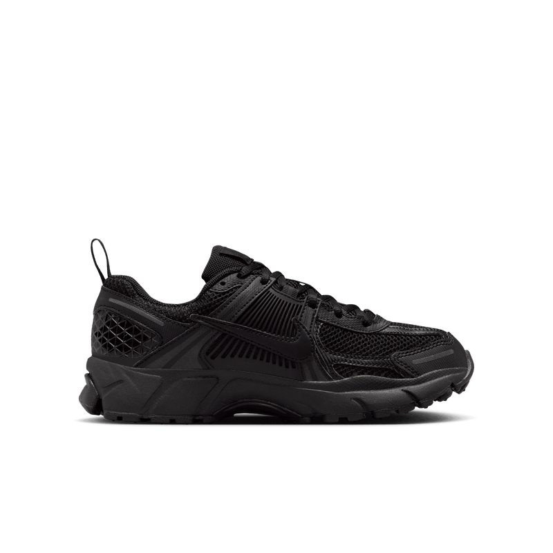 Big Kids' Nike Vomero 5 "Triple Black"