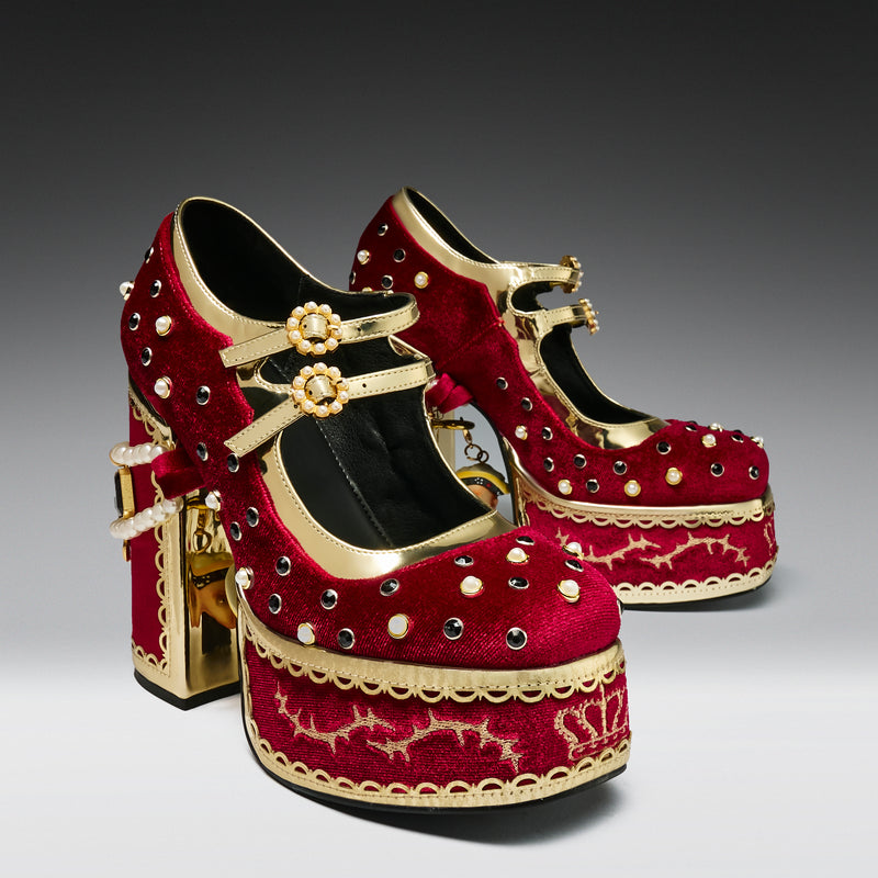 Boleyn’s Vengeance Heels