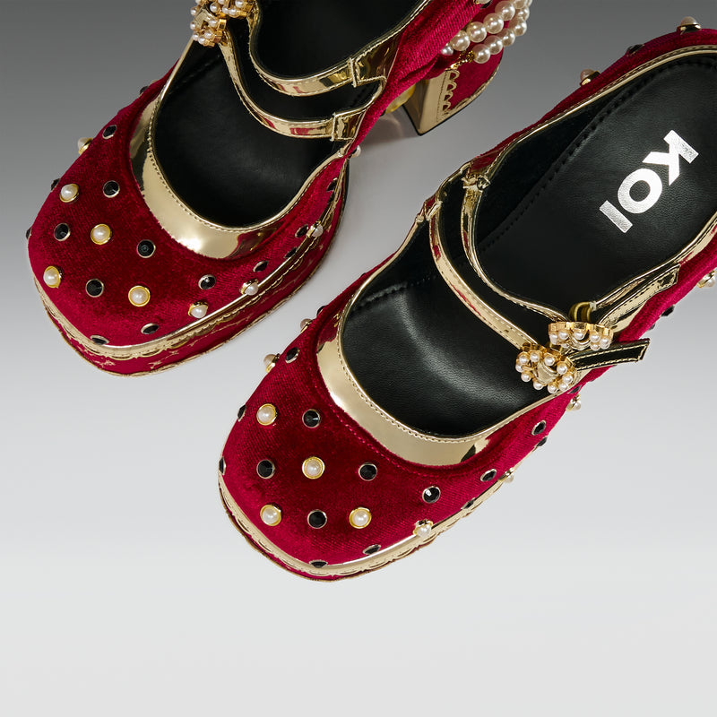 Boleyn’s Vengeance Heels Top View