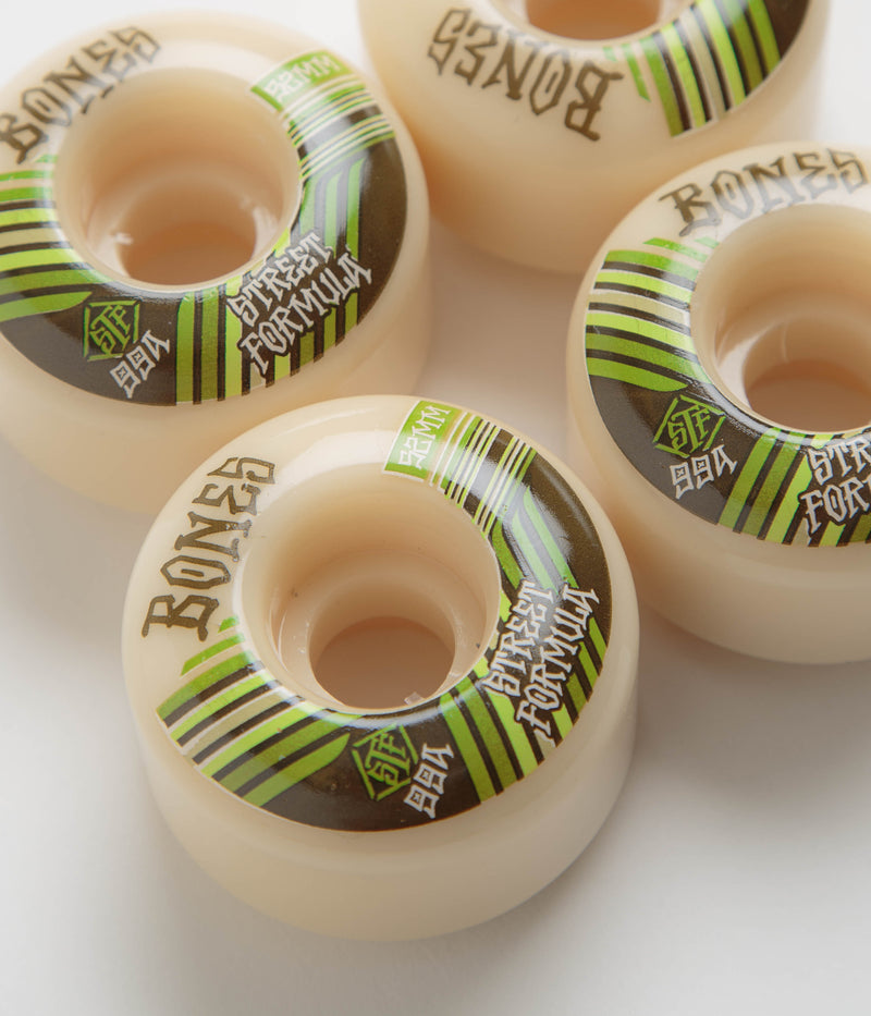 Bones STF Retros 99A V4 Wide Wheels in 52mm