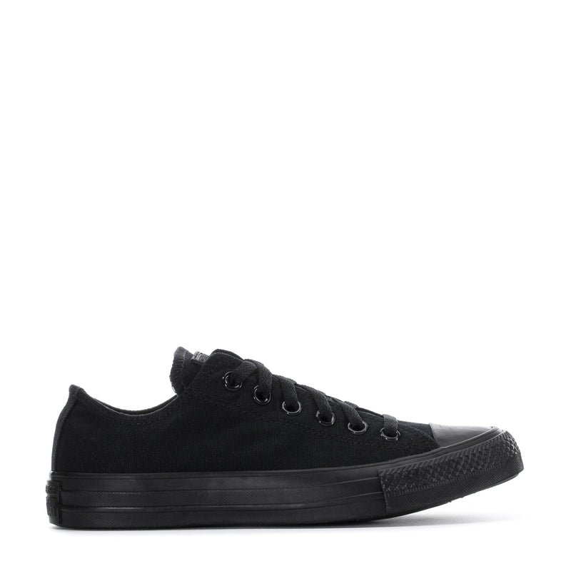 Youth Chuck Taylor All Star ox sneakers, black canvas upper and lace-up side profile