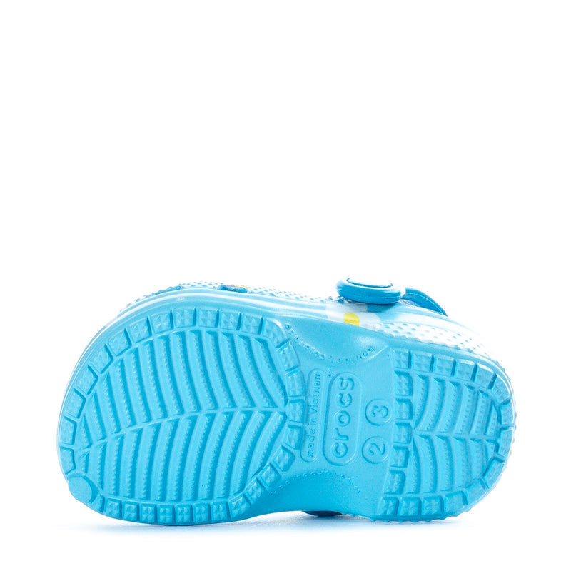 Infant clog outsole view, light blue textured tread and embossed size numbers