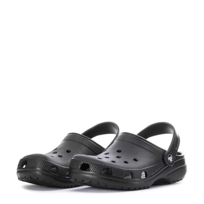 Kids' black clogs with perforated upper and adjustable heel strap, low-profile sole