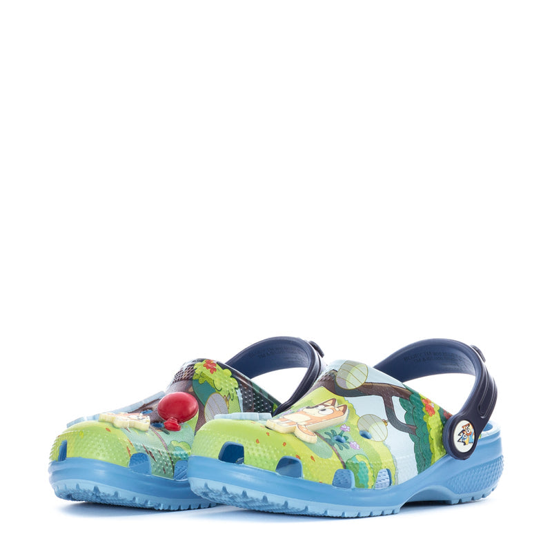 Toddler clog with Bluey graphic upper, light-blue footbed and navy heel strap.