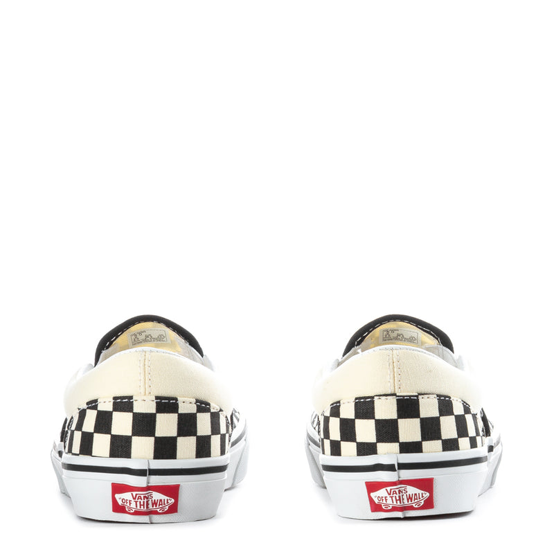 Youth slip-on sneakers, heel back view with Off the Wall logo on white rubber back tab