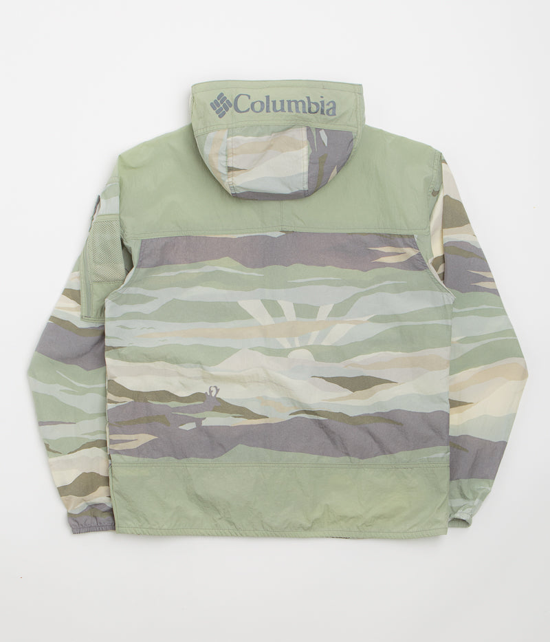 Columbia Challenger II Novelty Windbreaker Jacket in Safari Rogue Valley and Safari