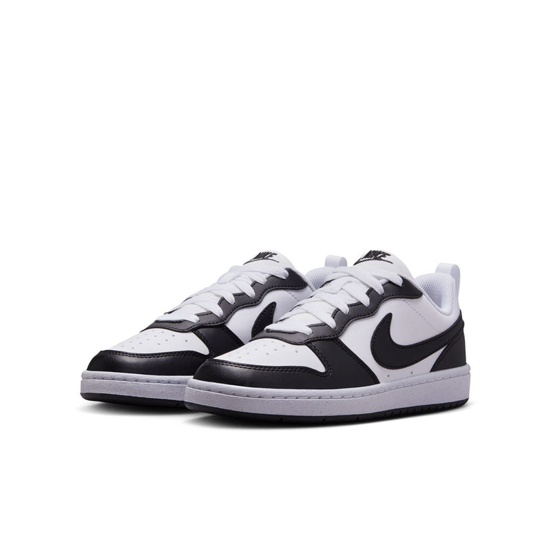 Youth low-top sneakers, white leather with black overlays and white laces