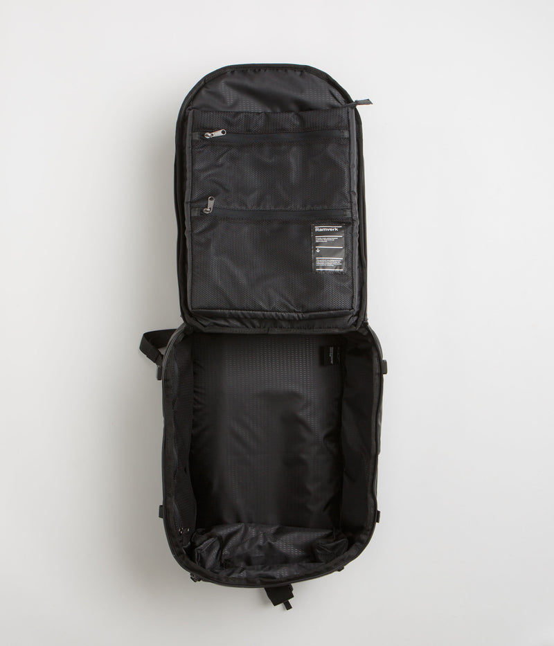 D_b_ Ramverk 26L Pro Backpack in Black Out