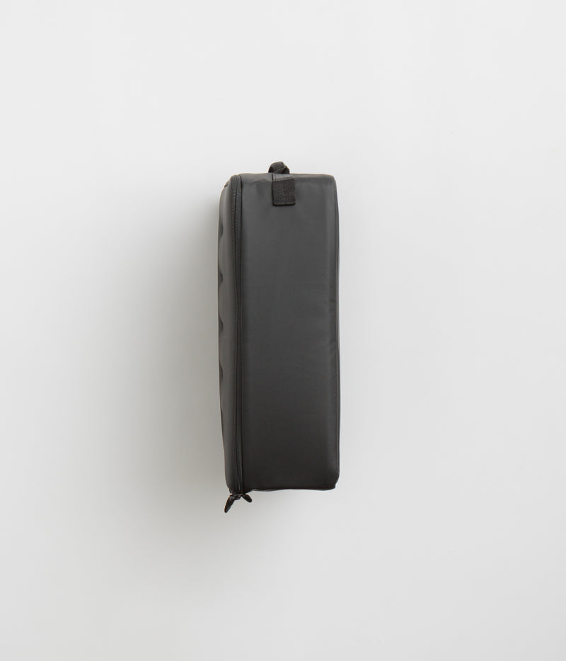 D_b_ Ramverk Medium Camera Insert in Black Out