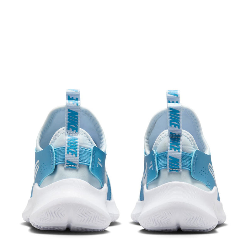 Kids sneakers heel view, light blue knit lining with elastic pull loop