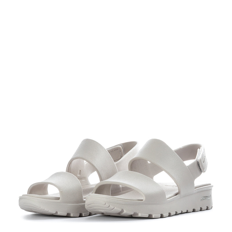 Women’s foam slide sandal, front view, cushioned straps with low-profile tread sole