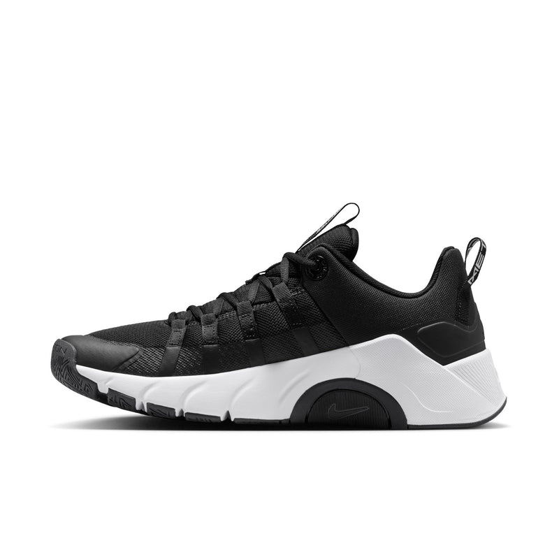 Men's black and white low training sneaker, lace-up with white midsole and heel cage