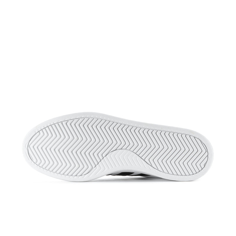 Men's white outsole for low-top sneakers with zigzag tread