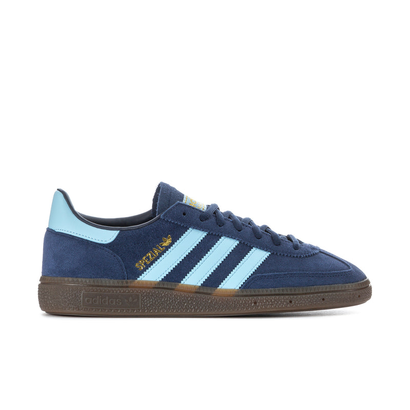 Men's navy suede low-top sneakers, light blue stripes, lace-up.
