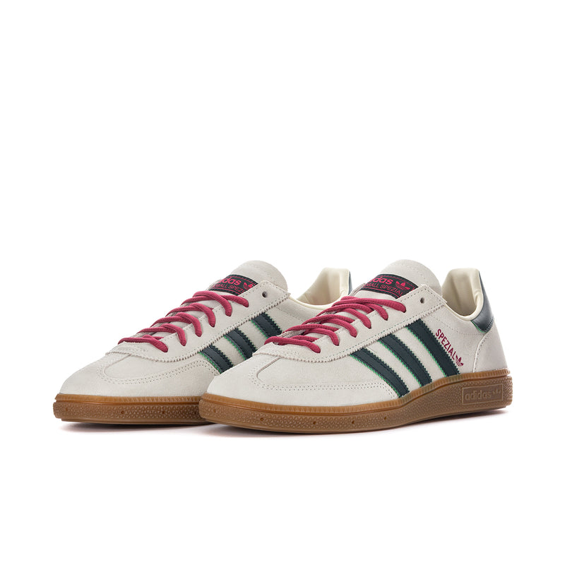 Men's Handball Spezial sneakers, pair view: ivory uppers, teal stripes, pink laces.