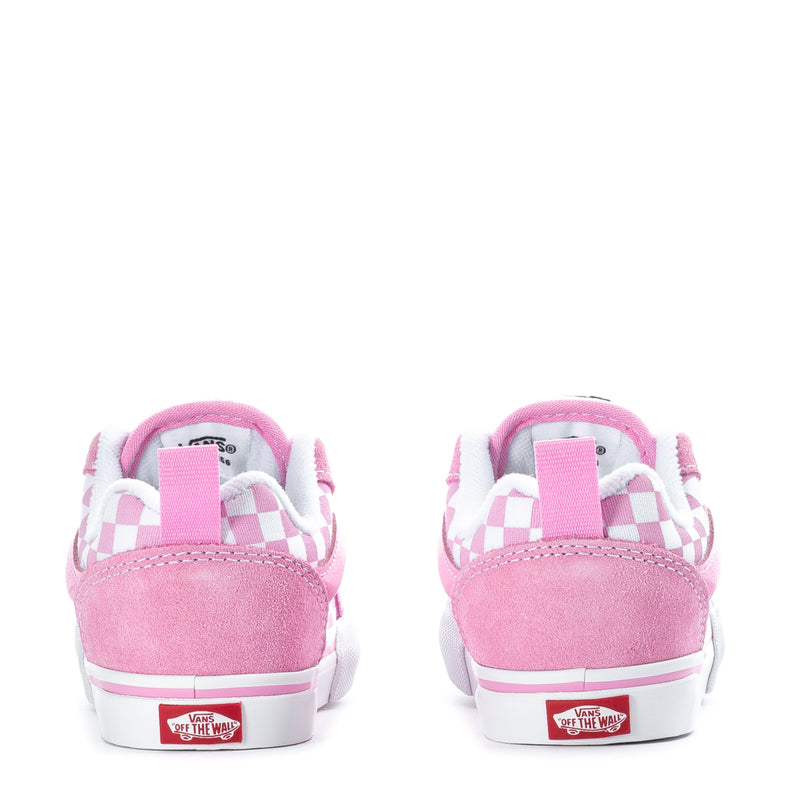 Knu Skool toddler sneakers heel view, pink suede with checkerboard uppers