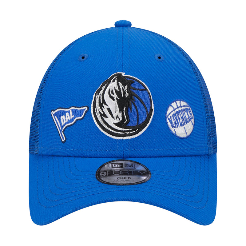 Kids blue trucker cap with Mavericks logo patch and front embroidery