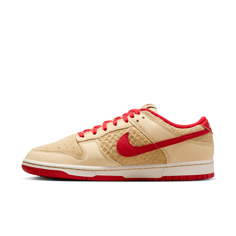 Men's Nike Dunk Low Retro SE "Strawberry Waffle"