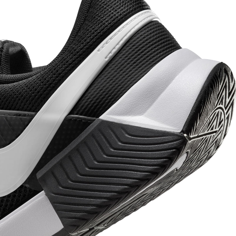 Men's Zoom GP Challenge 1 Hard Court Tennis Shoes in Black/White-Black