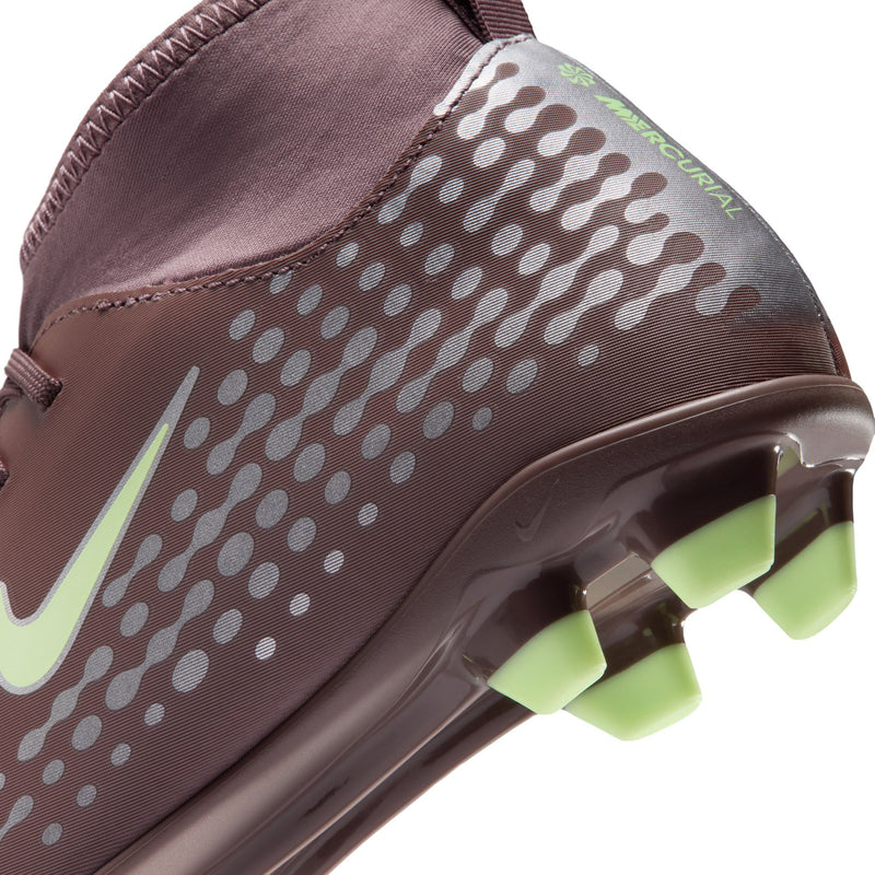 Youth plum soccer cleat side close-up with dotted pattern and neon green swoosh