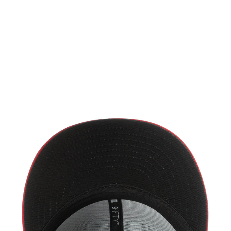 Black interior cap label and brim underside detail