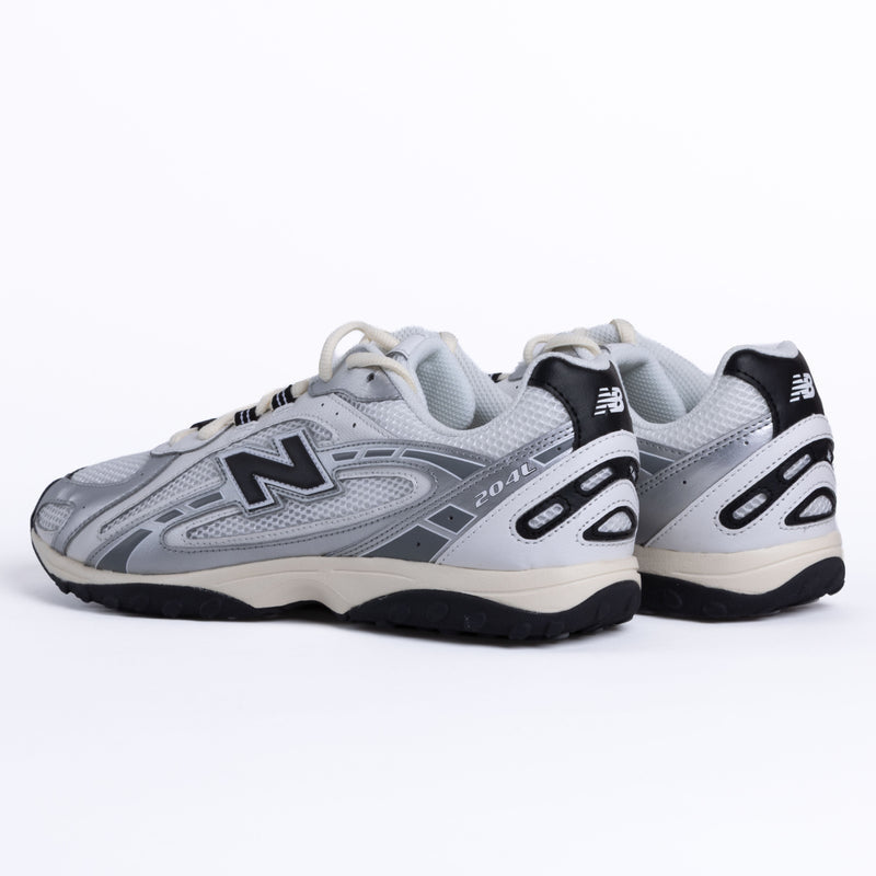 New Balance 204 - Silver Metalllic
