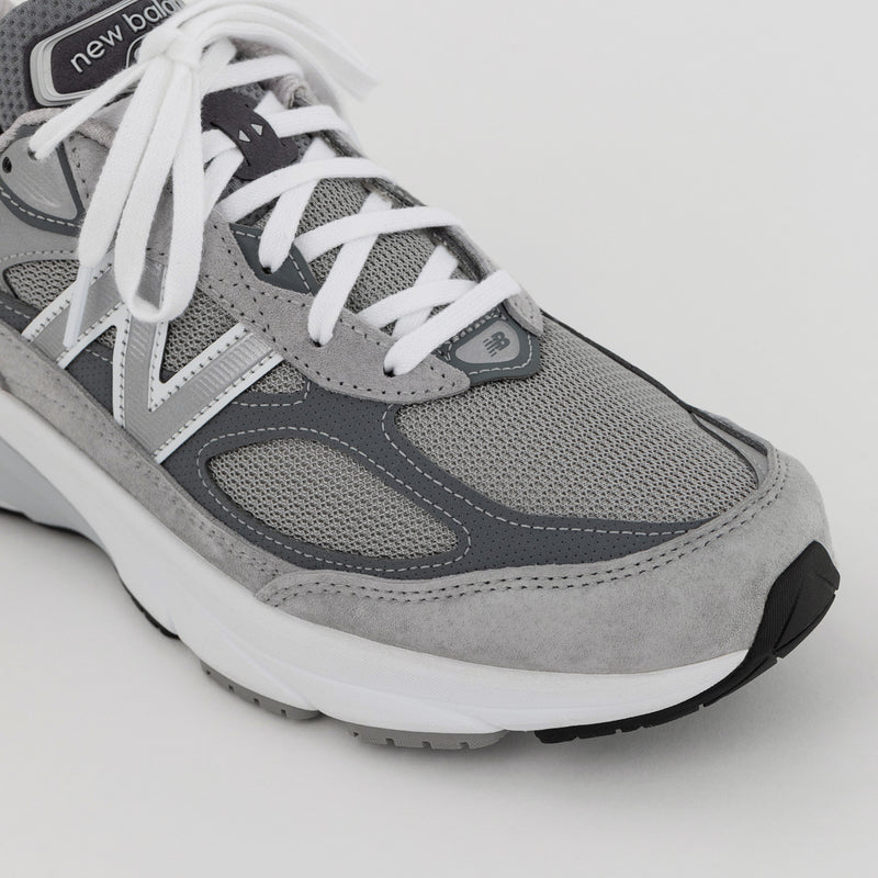 New Balance Men's Made in USA 990v6 Sport Lifestyle Shoes in Grey