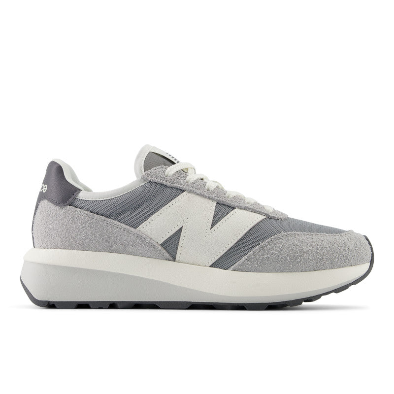 New Balance Unisex 370 Sport Lifestyle Shoes in Concrete