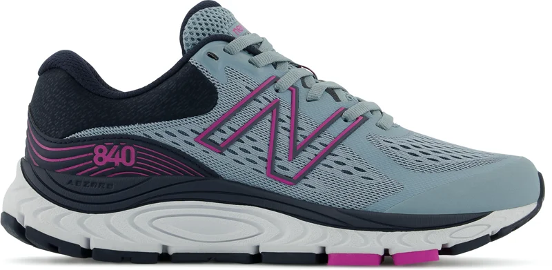 New Balance Women's 840v5 Shoes in Cyclone