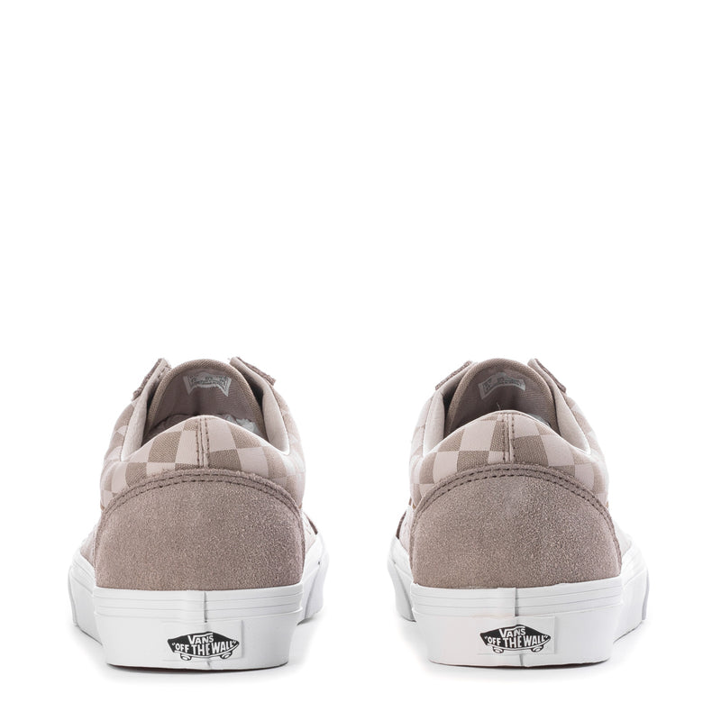 Men's low-top skate sneakers, rear heel view with white logo patch and checkerboard details