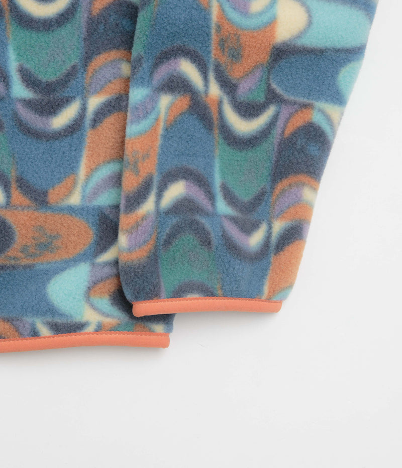 Patagonia Lightweight Synchilla Snap-T Fleece in Swallowtail Geo: Still Blue