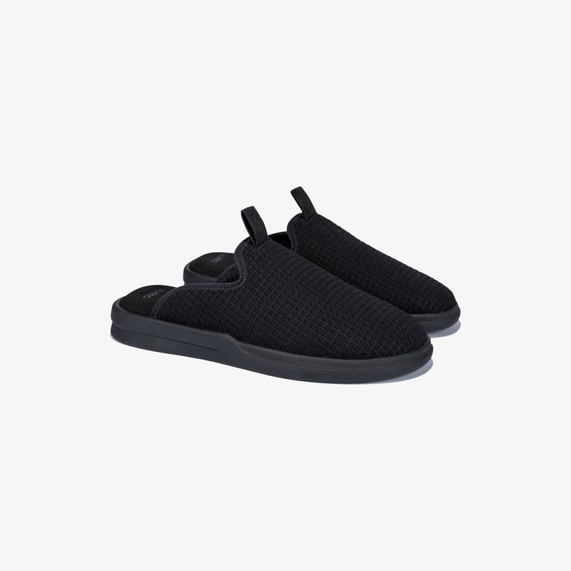 Pelli - Jet Black Waffle / Matte Black