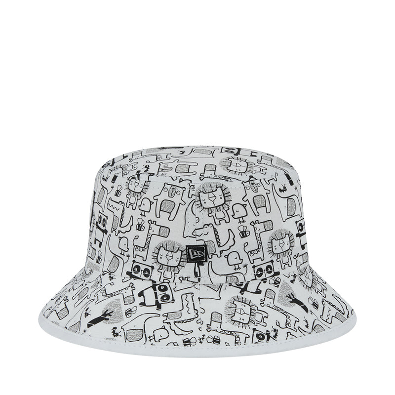 Kids bucket hat, white with black zoo icons, viewed from back with wide brim