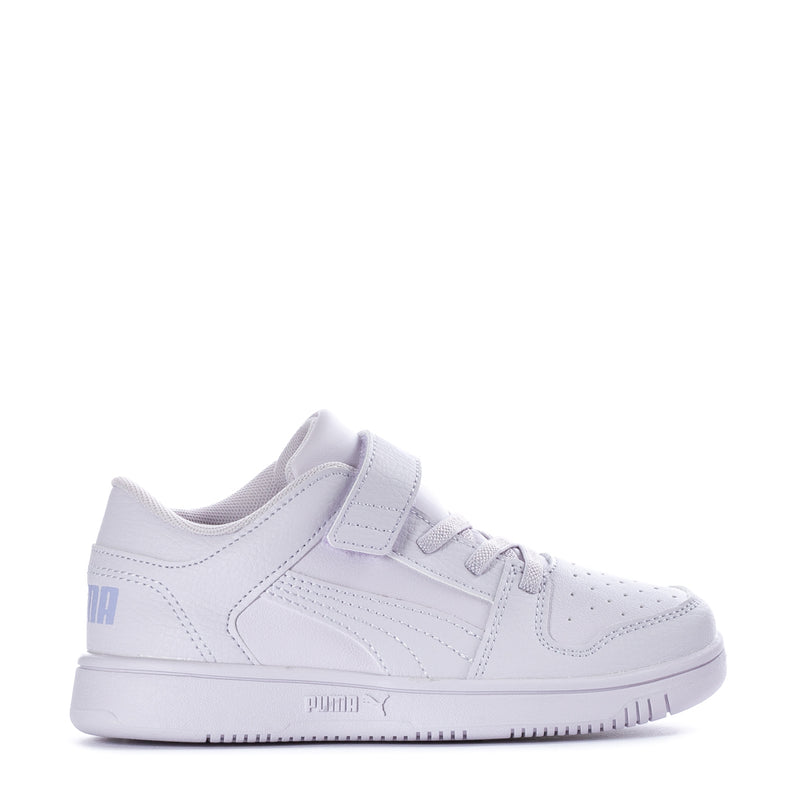 Kids low-top sneakers in light purple with white laces and side stripes