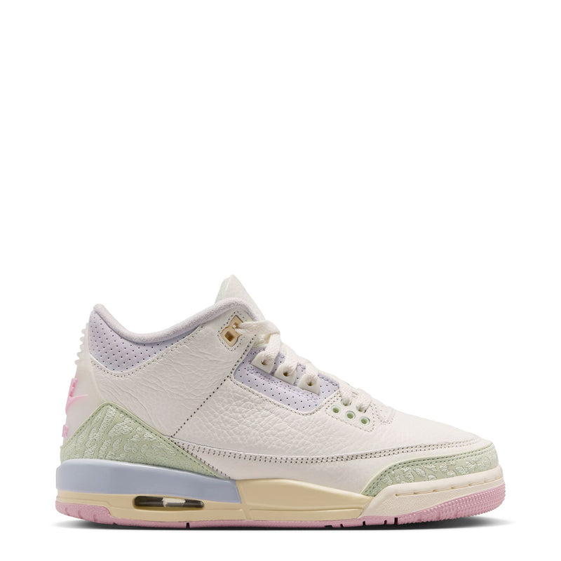 Youth low-top sneakers in white with sage green and pink accents