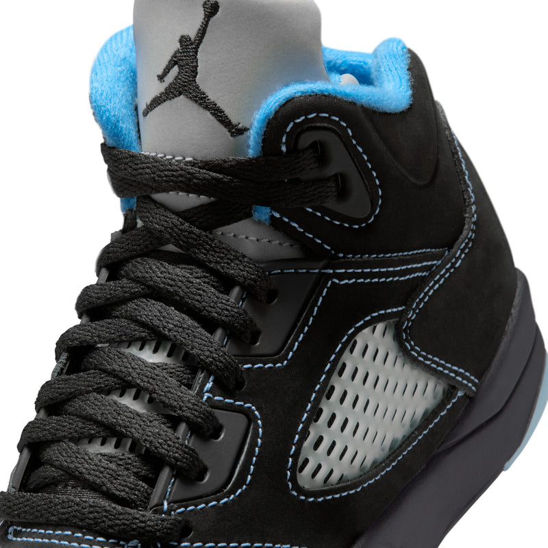 Kids' black and blue retro basketball sneakers, lace-up with perforated side panel