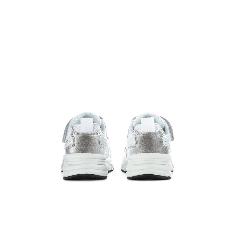 Kids' retro-style sneakers, back view with white heel tab and dark outsole