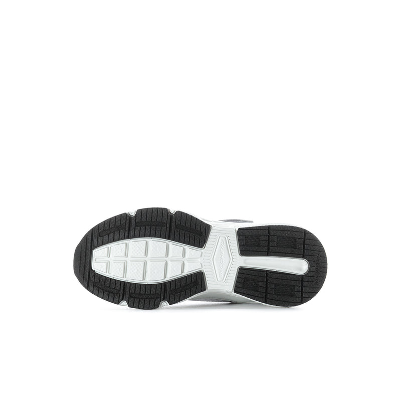 Kids' retro-style sneakers outsole view, white and dark rubber tread