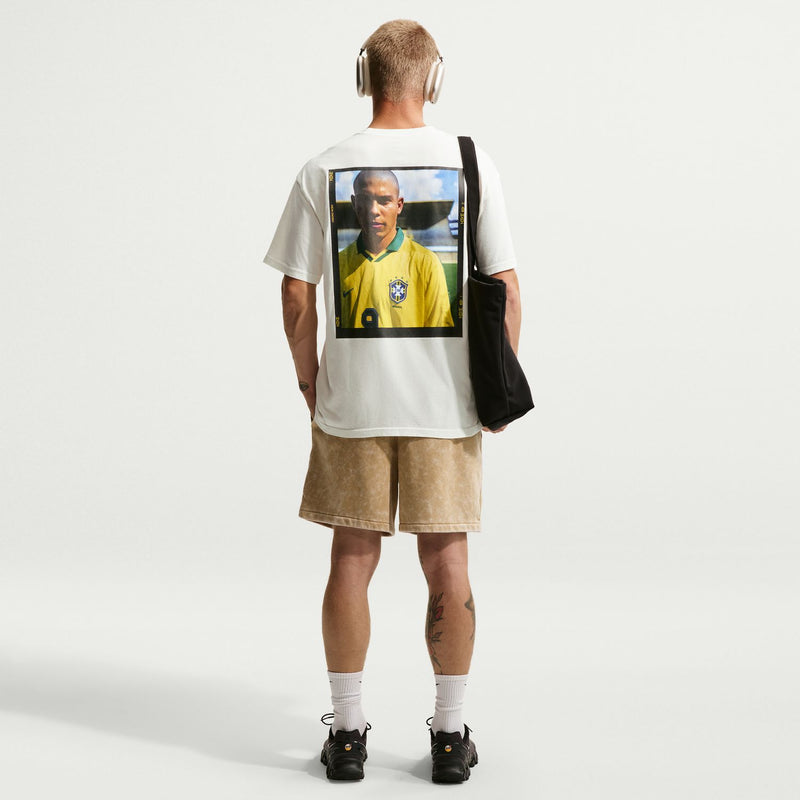Mens sail T-shirt, back photo graphic and R9 logo