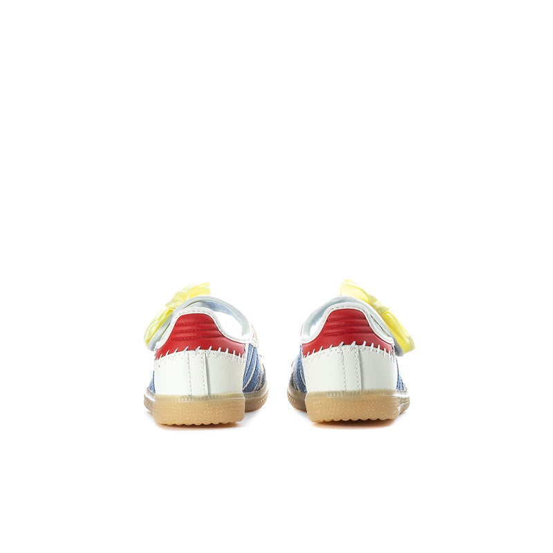Kids sneakers heel view: white with blue stripes, red heel trim, yellow bow, gum sole
