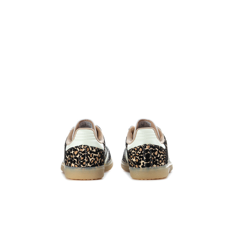 Kids Samba OG sneakers, back view with leopard print heel and gum outsole