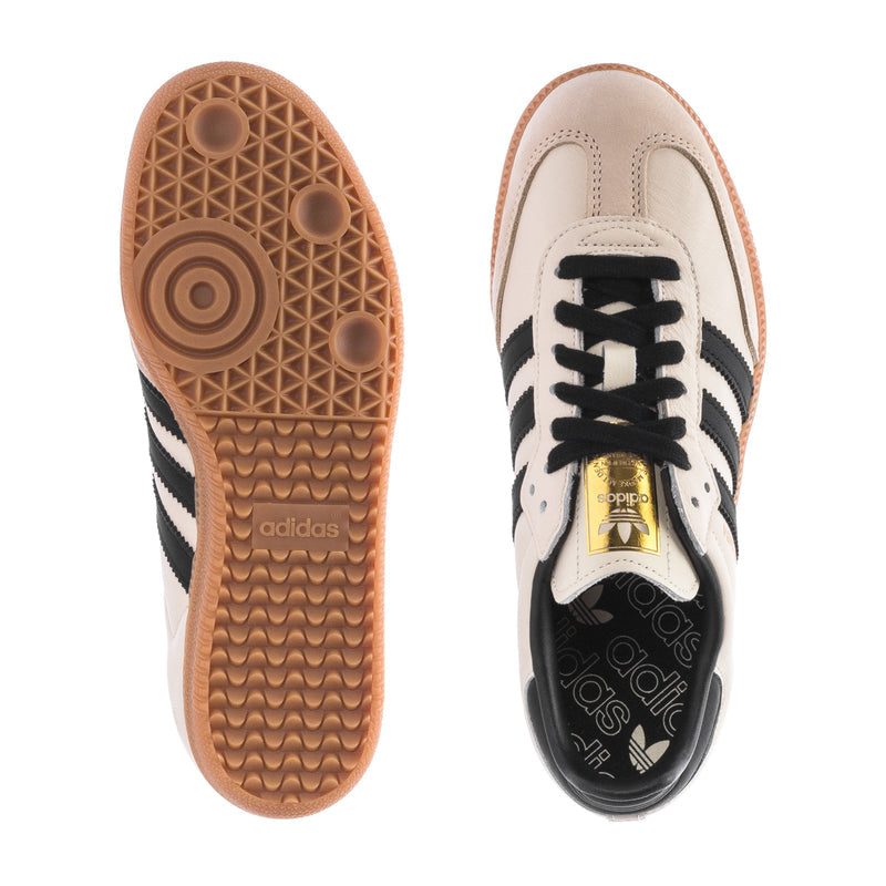 Women's Samba OG sneakers: gum rubber outsole and cream upper with black laces
