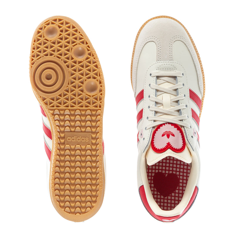 Youth adidas Samba OG sneakers: gum rubber outsole and cream upper with red details