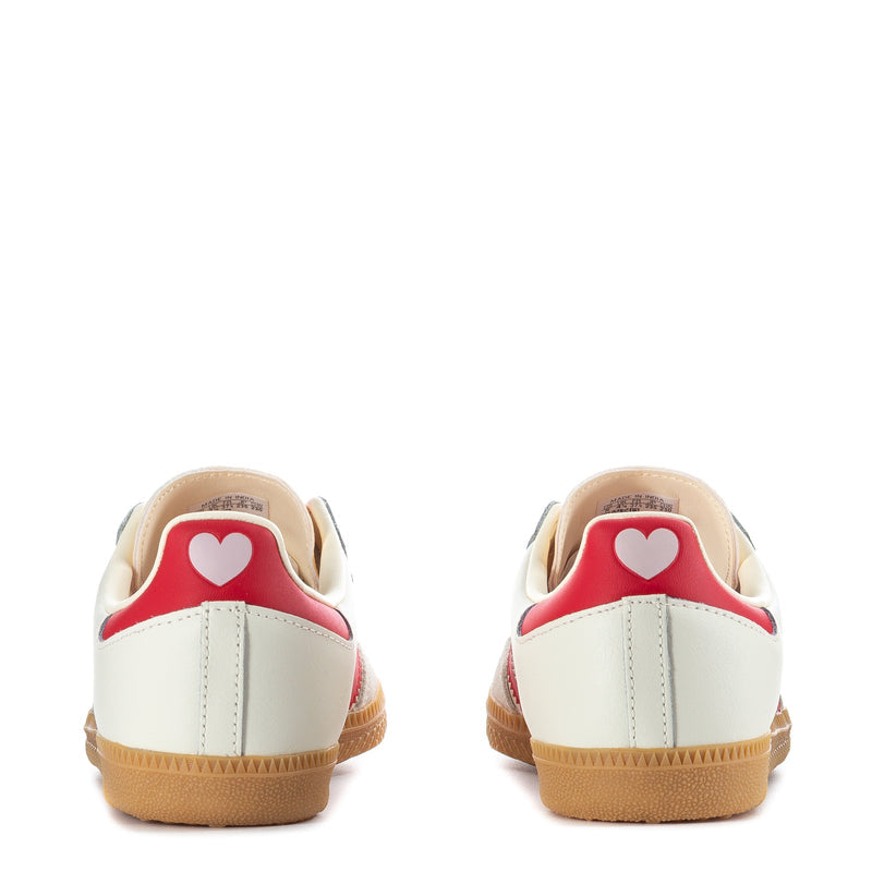 Youth adidas Samba OG sneakers heel view with red trim and heart patch on collar